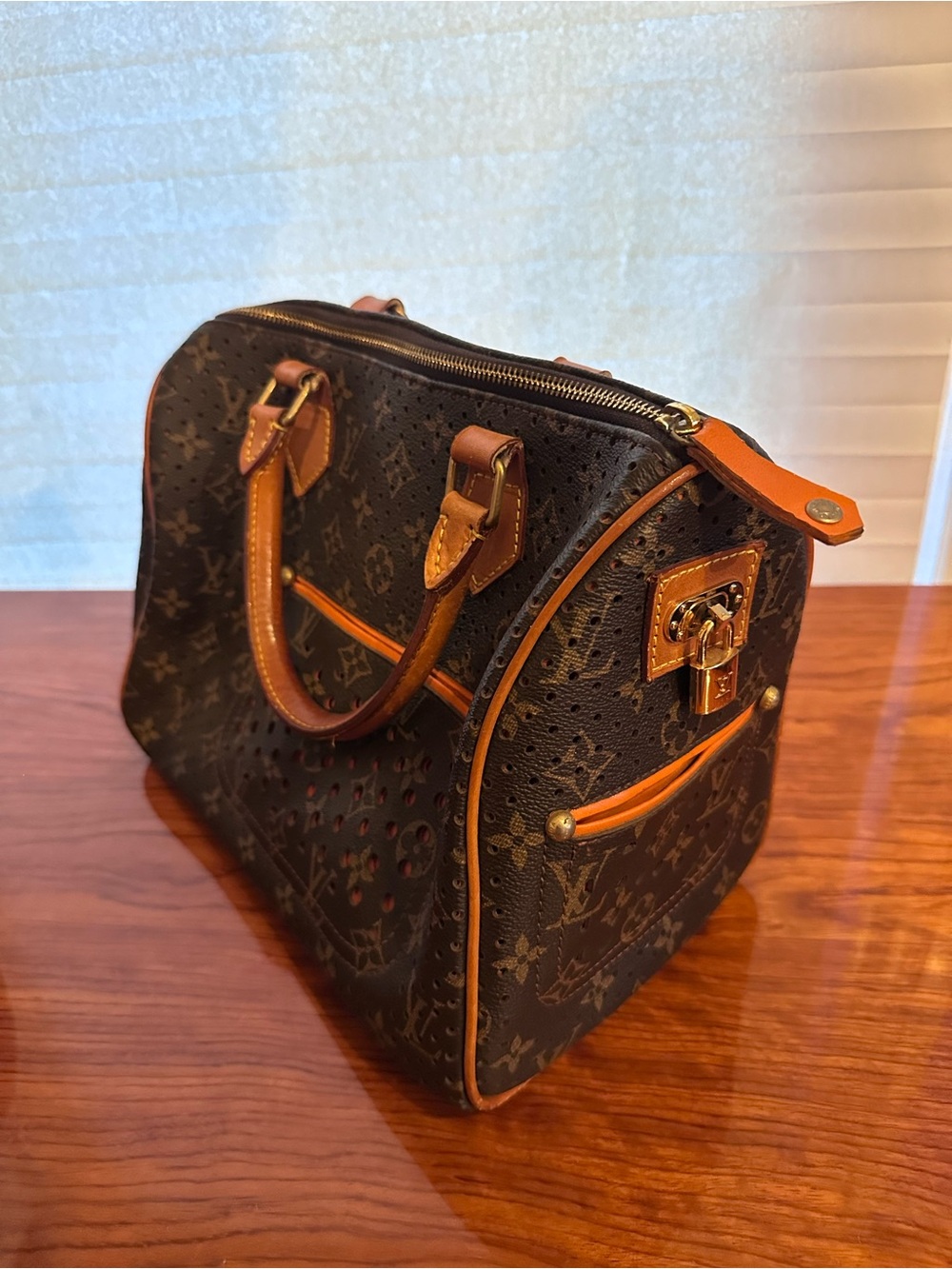 Vintage Louis Vuitton limited edition orange monogram perforated speedy 30 - Picture 2 of 9